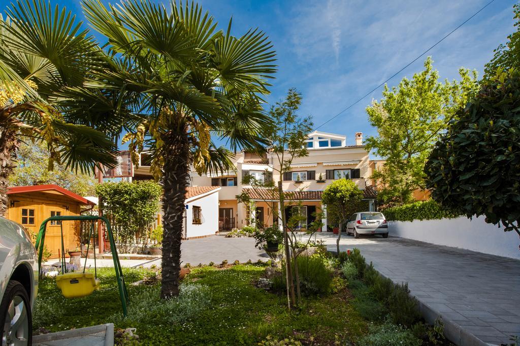 Apartments Rina Rovinj Exterior foto
